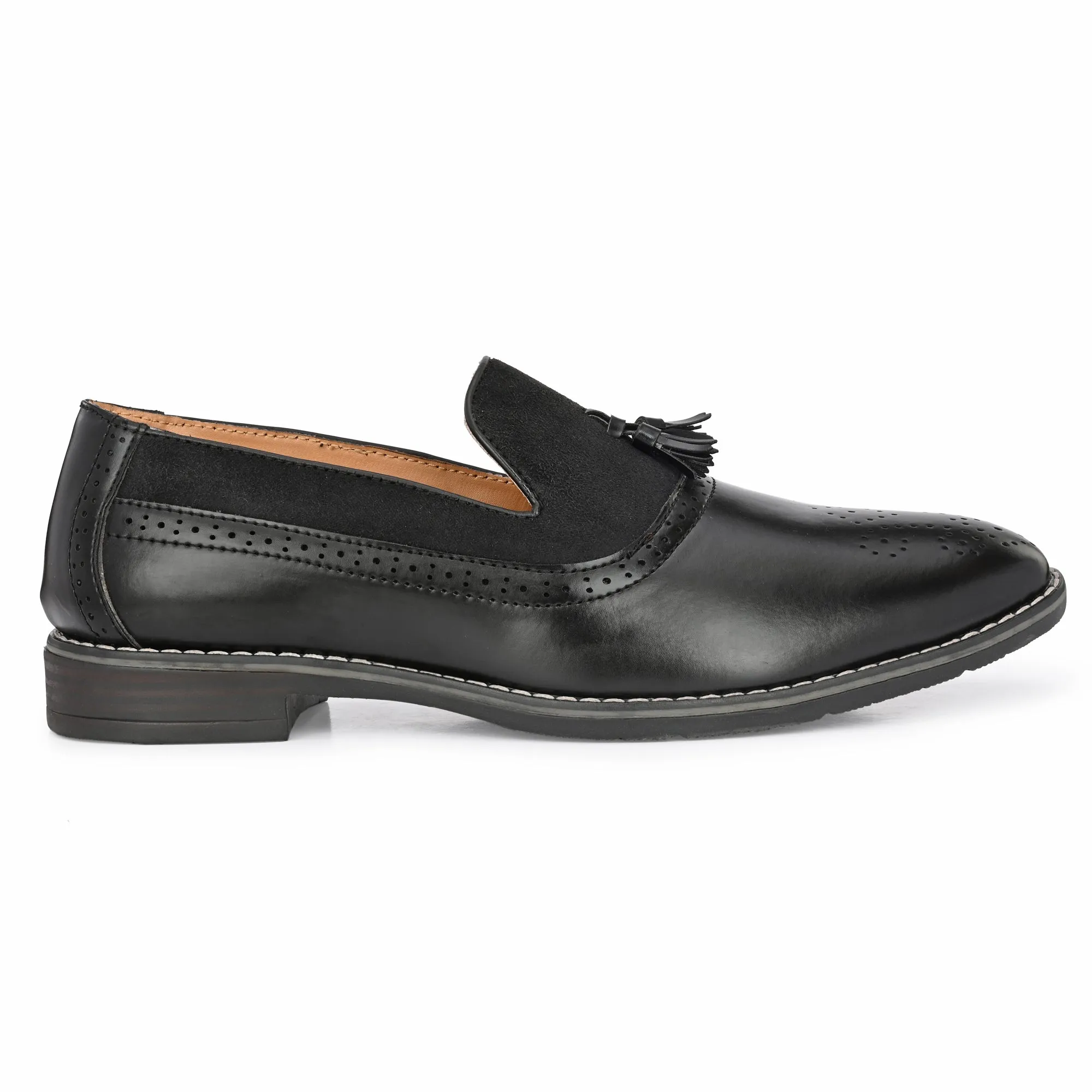 Attitudist Unisex Handcrafted Black Tassel Loafer With Knotted Laces In Moccassin Style