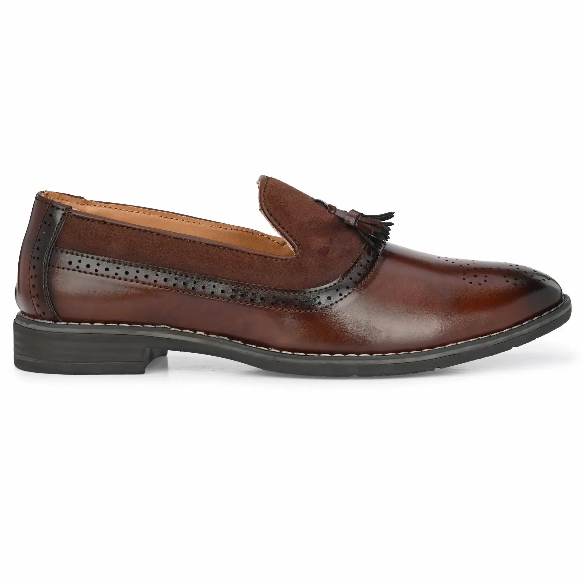 Attitudist Unisex Handcrafted Brown Tassel Loafer With Knotted Laces In Moccassin Style