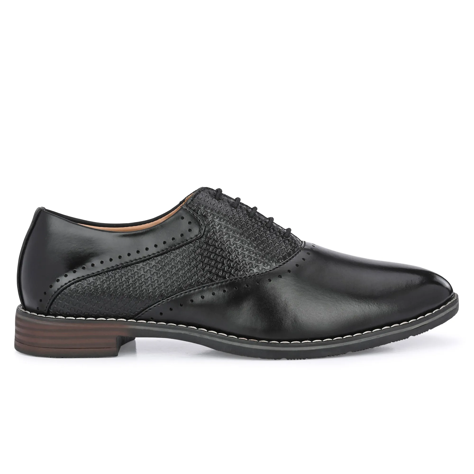 Attitudist Unisex Handcrafted Oxford Gradient Black Formal Laceup Derby Shoes With Semi Chatai Design