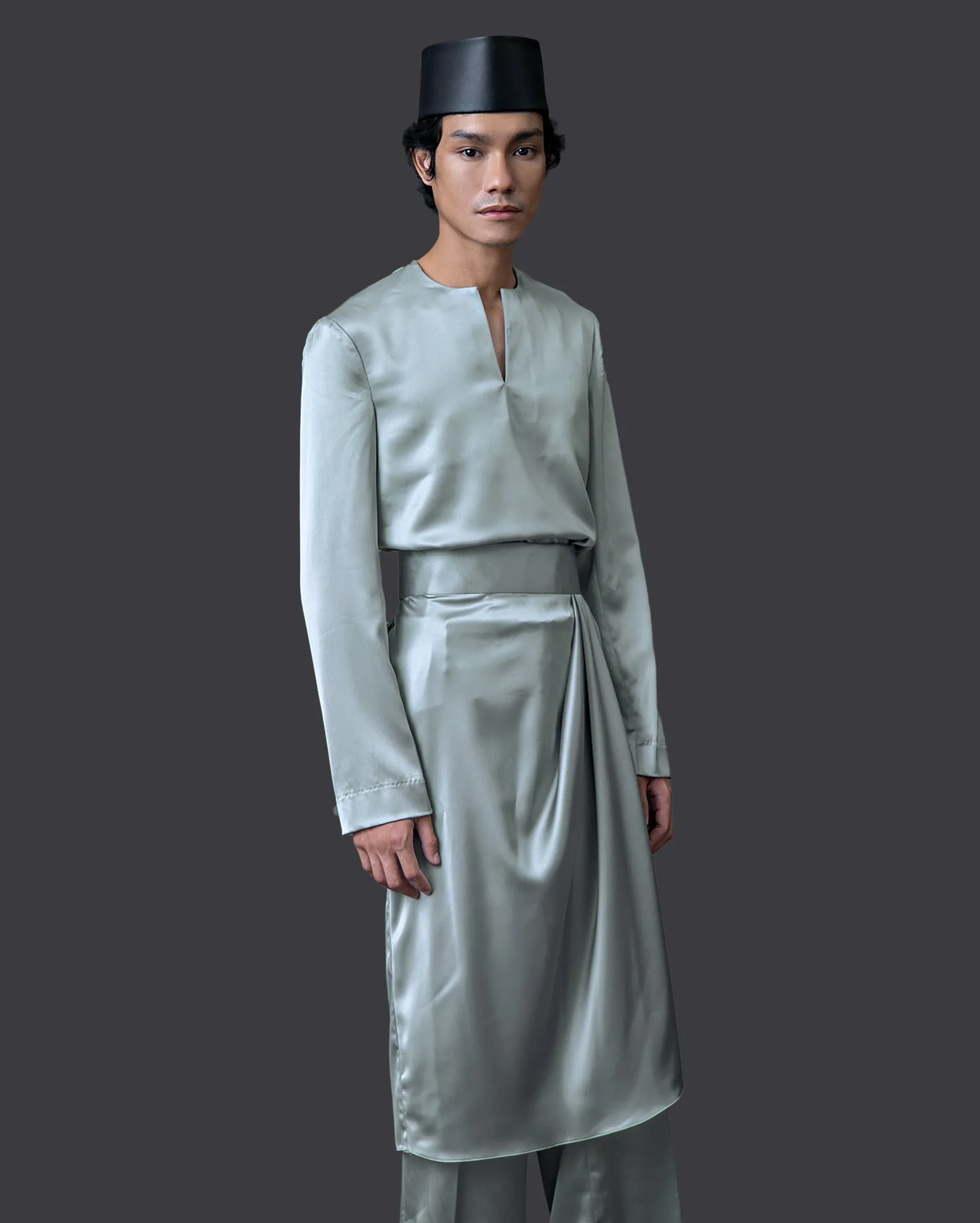 Baju Satin Teluk Belanga (Pewter)