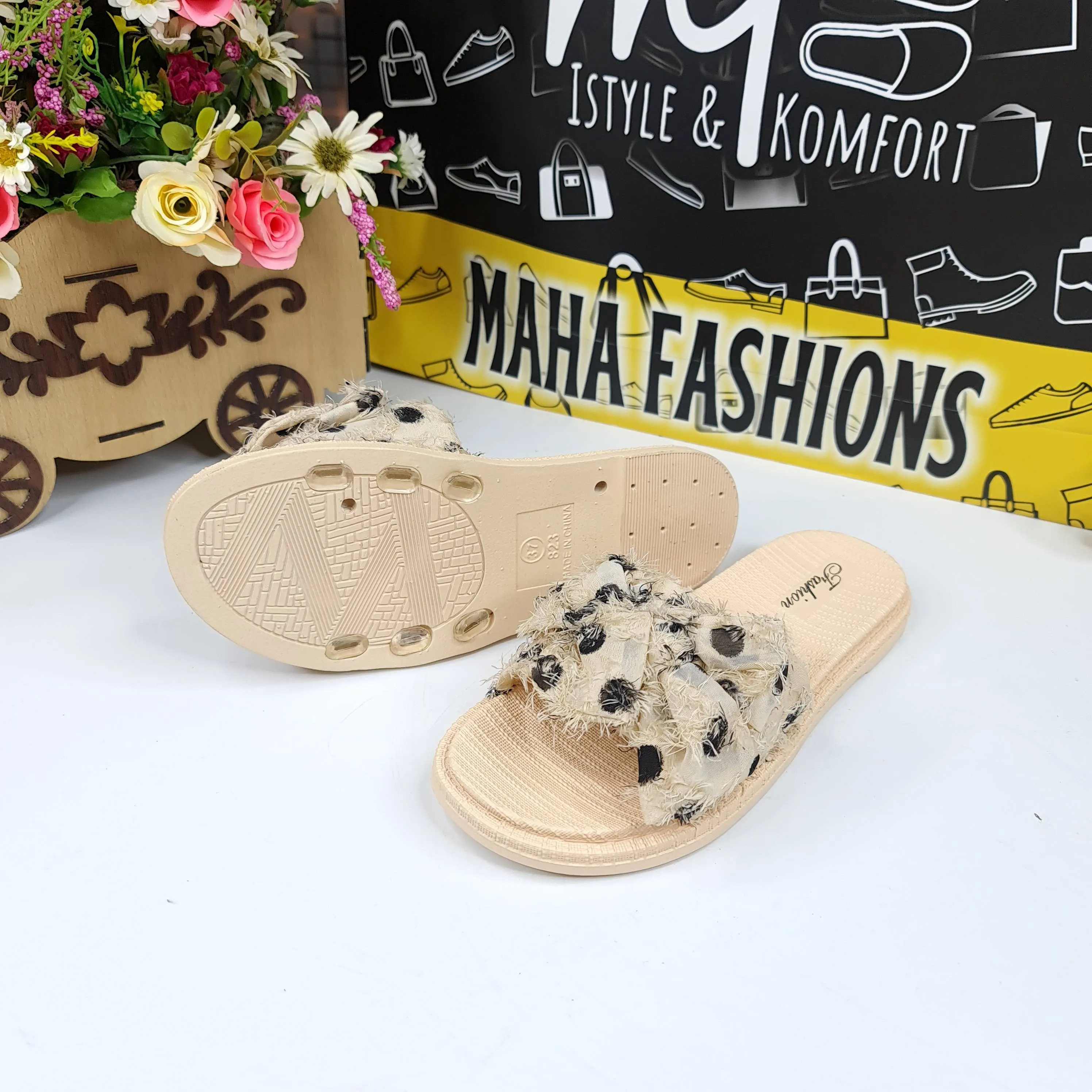 Beige Polka Dots Slides