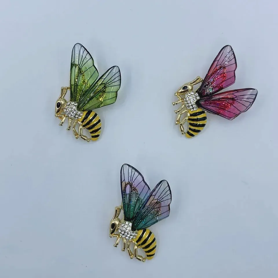 Cute Bee Brooch with glass crystal wings-2