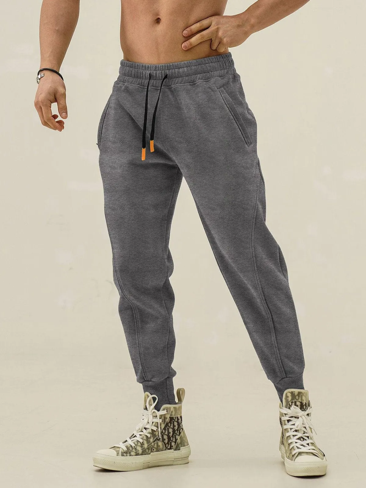 Kinetic Loose fit Sweatpant Jogger All Season Essential