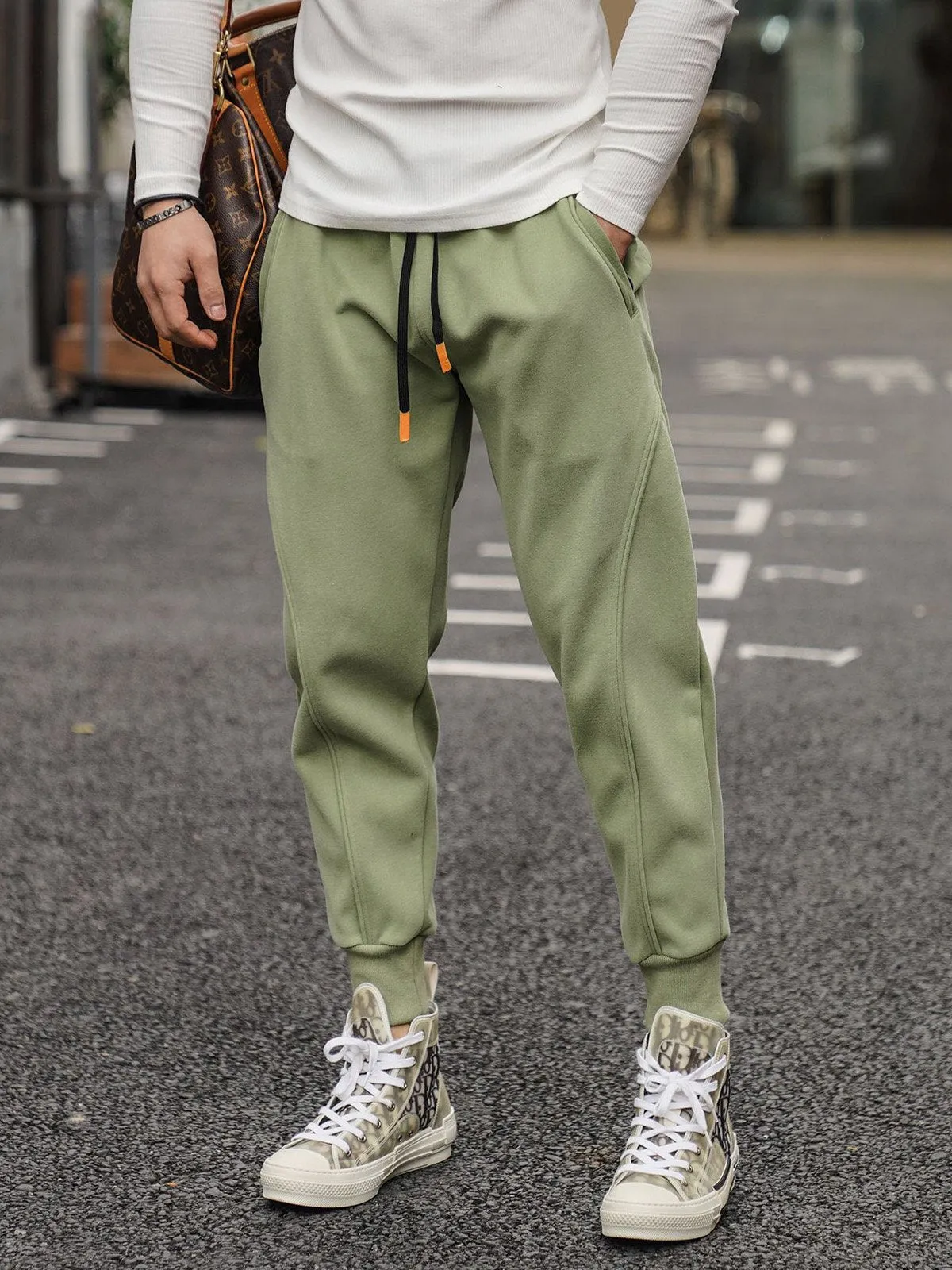 Kinetic Loose fit Sweatpant Jogger All Season Essential