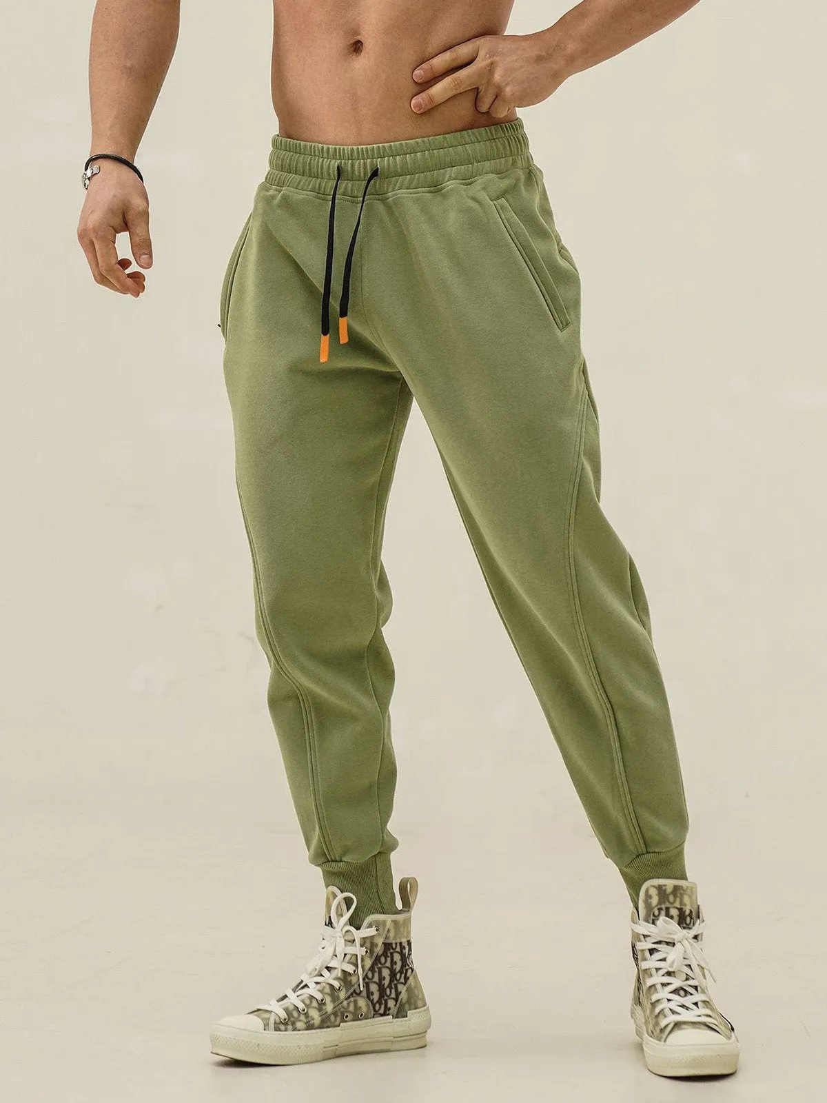 Kinetic Loose fit Sweatpant Jogger All Season Essential