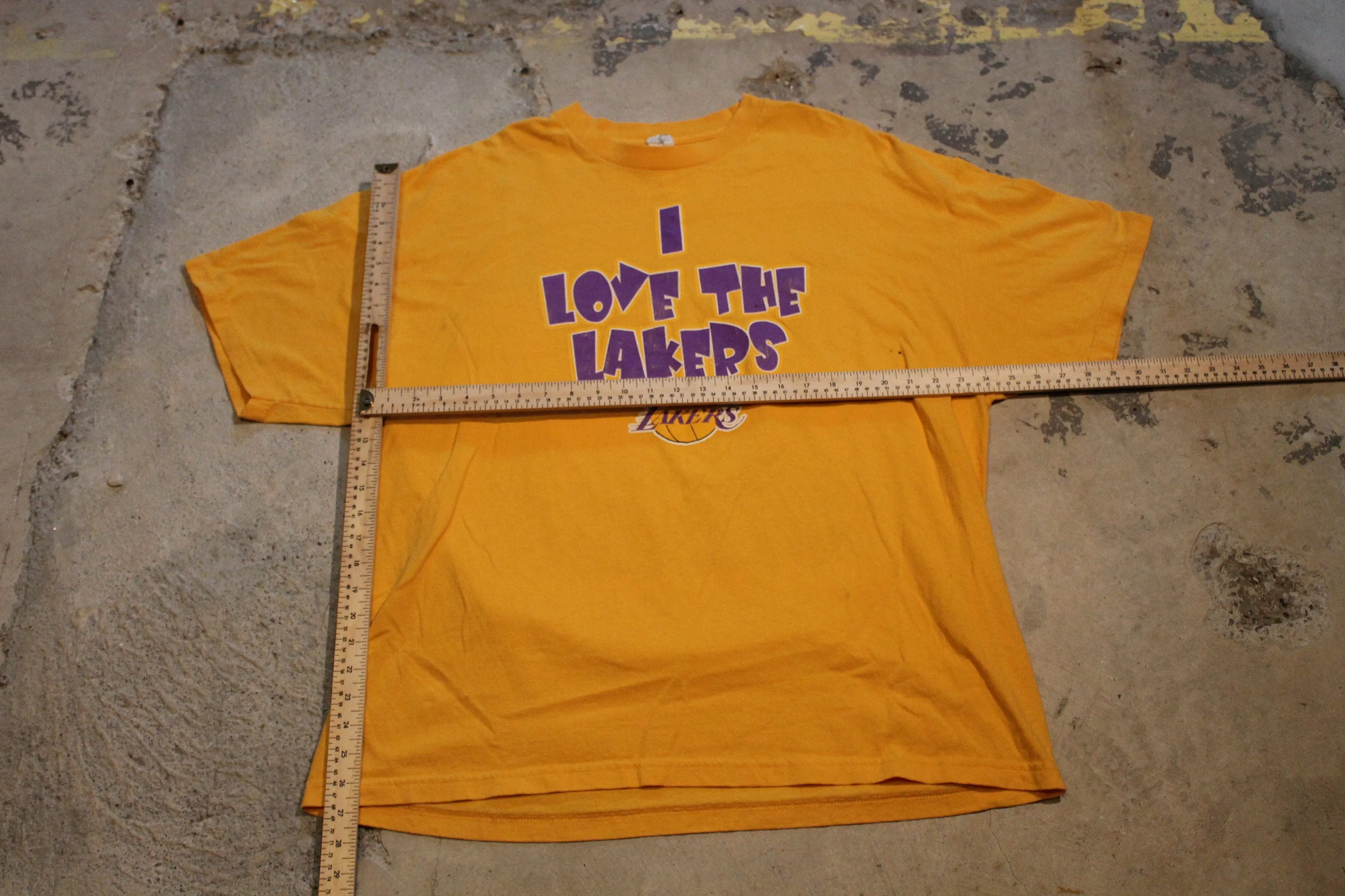 Vintage 1990s Los Angeles Lakers &quot;I Love The Lakers&quot; / Vintage Lakers / Sports Team Graphic / Championship Shirt